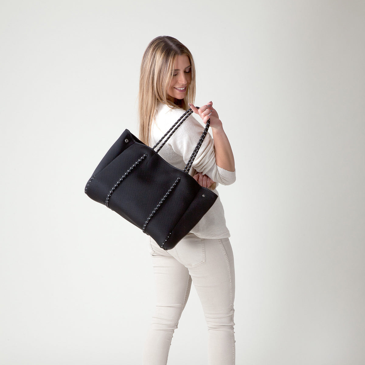 Maja Medium Tote Schwarz